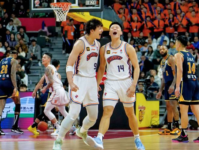 北京时间5月2日CBA联赛一夜三消息，总决赛形势与北京队状况受关注
