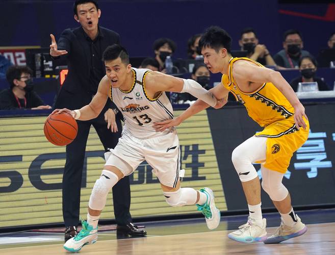 辽宁队遭广厦队横扫无缘4连冠，广厦有望队史首夺冠