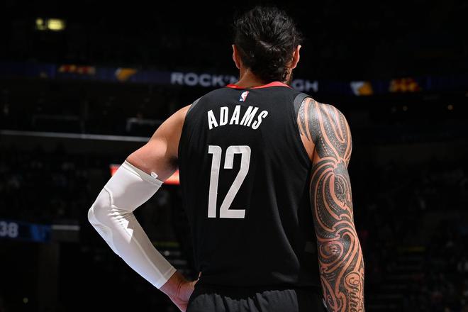 2024-25赛季NBA季后赛首轮尾声，湖人出局后休赛期补强中锋目标
