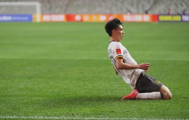 北京时间5月2日下午3点！国足再传坏消息，林良铭遭亚足联处罚