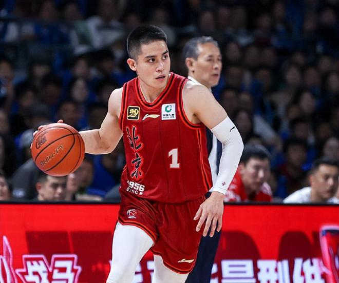 CBA 半决赛第 3 回合：北京男篮 121 比 103 胜山西总分 3 比 0 横扫晋级