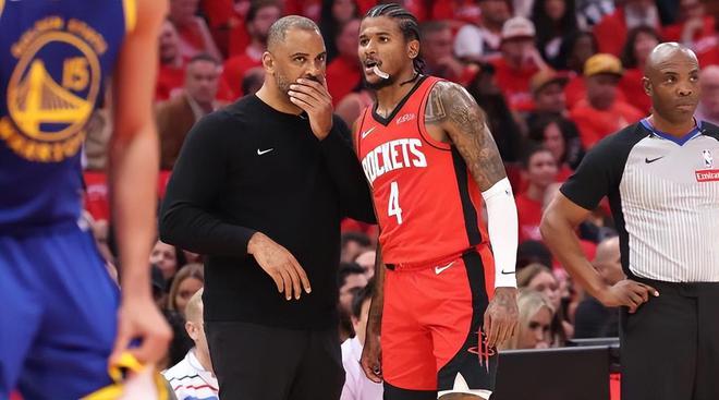 5月3日NBA季后赛火箭勇士G6激战，首节次节比分紧咬悬念足