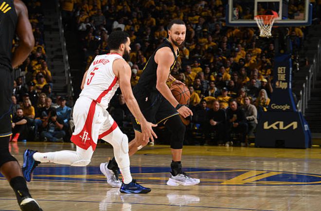 5月3日NBA首轮G6：范弗利特神勇助火箭逆转勇士3-3平