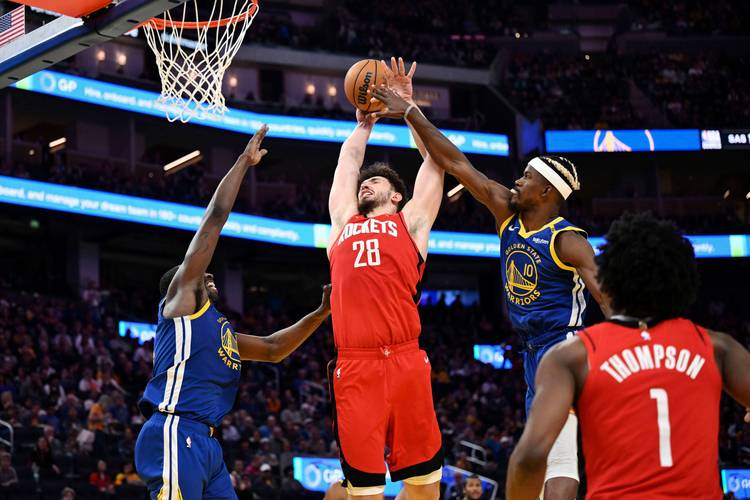 NBA 季后赛勇士主场迎战火箭 G6，激战全程比分胶着看点十足