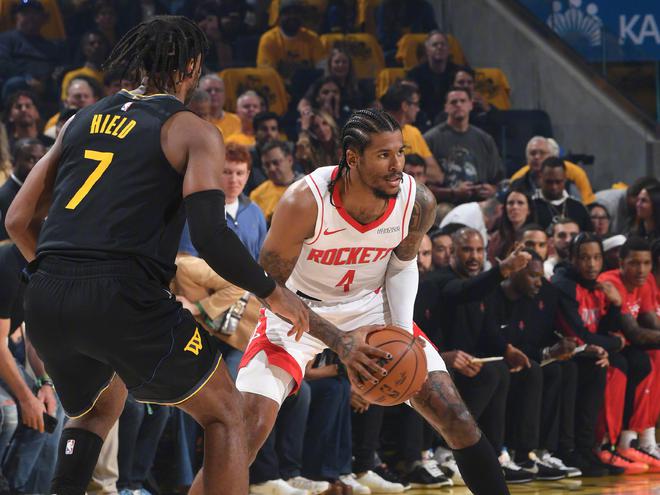 5月3日NBA季后赛西部首轮G6：火箭客场击败勇士，范弗利特闪耀全场