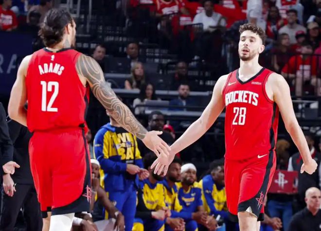 5月3日NBA季后赛勇士主场迎火箭G6战，火箭命运悬于杰伦格林