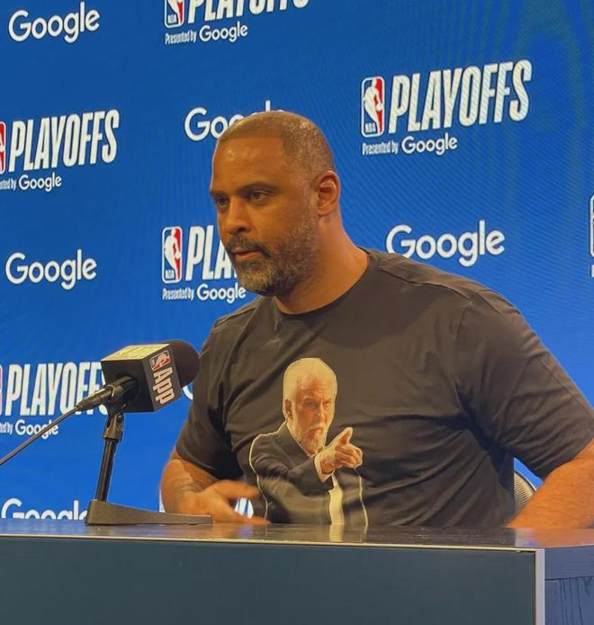 5月3日NBA季后赛西部首轮G6 科尔乌度卡谈波波维奇 赛场突发状况