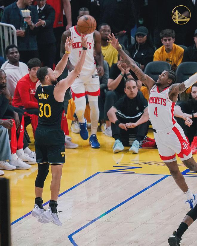 5月3日NBA季后赛西部首轮G6 科尔乌度卡谈波波维奇 赛场突发状况