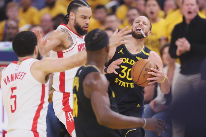 5月3日NBA季后赛西部首轮G6 科尔乌度卡谈波波维奇 赛场突发状况