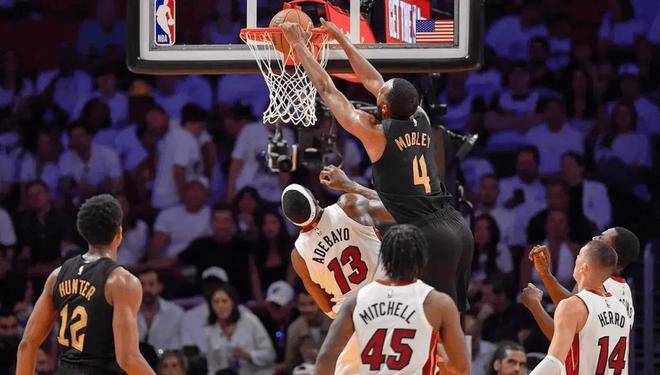 NBA 季后赛首轮尾声：8 强 6 席诞生，东部赛况及各队特点分析