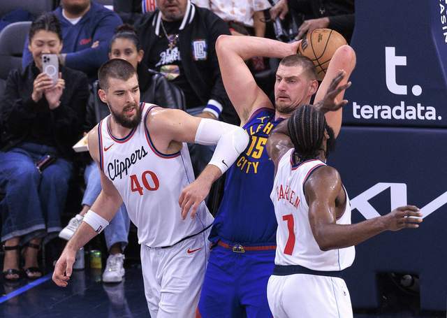 NBA 季后赛激战正酣：火箭扳平勇士 快船掘金抢 7 一触即发
