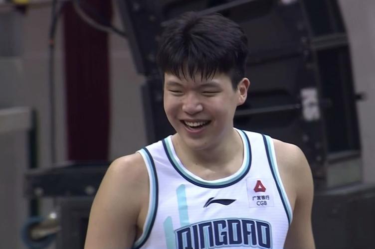 5月3日杨瀚森踏上NBA追梦路，行程紧凑盼获更多曝光机会
