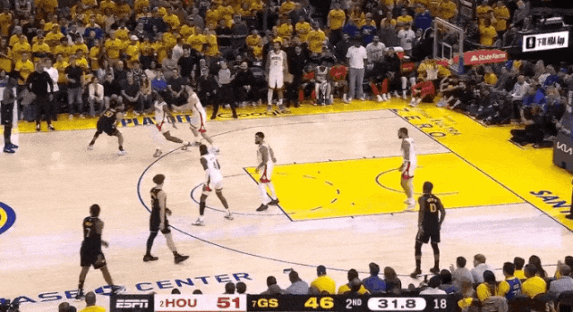 NBA季后赛首轮西部第六场：火箭客场胜勇士 系列赛拖入抢七