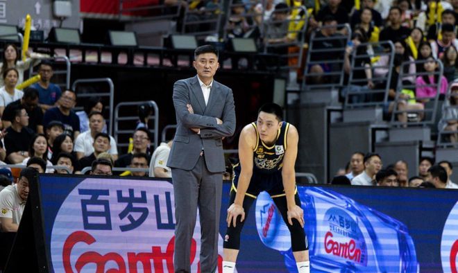 广东宏远本赛季阵容短板尽显，休赛期欲 3 换 1 报价邹阳补强锋线