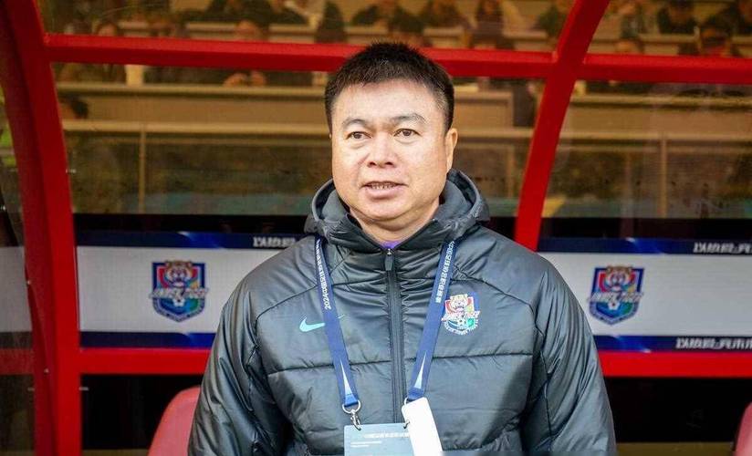 直播吧5月3日讯：媒体人李璇再评于根伟谈津门虎赛季投入问题