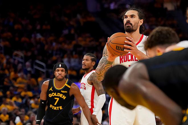 NBA季后赛火箭胜勇士总分扳平 亚当斯表现获肯定