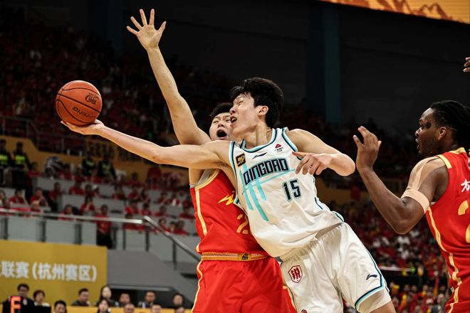 5月4日杨瀚森赴美特训备战NBA选秀，六队球探曾来考察