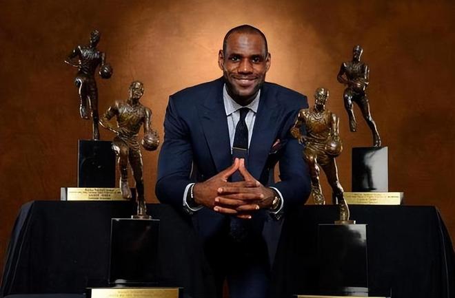 NBA 现役仅 4 人集齐三大 MVP，盘点 3 名不同于此的球员