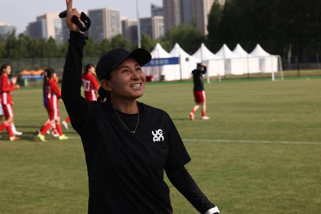 全国十五运会足球女子成年组资格赛西安赛区：陕西女足7:0大胜贵州开门红