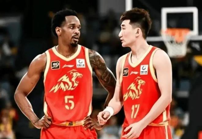 CBA总决赛5月7日晚打响，浙江广厦与北京首钢对决，广厦夺冠概率超七成