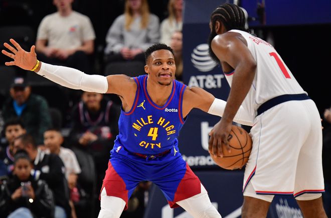 NBA 季后赛首轮抢七大战：掘金大胜快船，哈登鲍威尔低迷