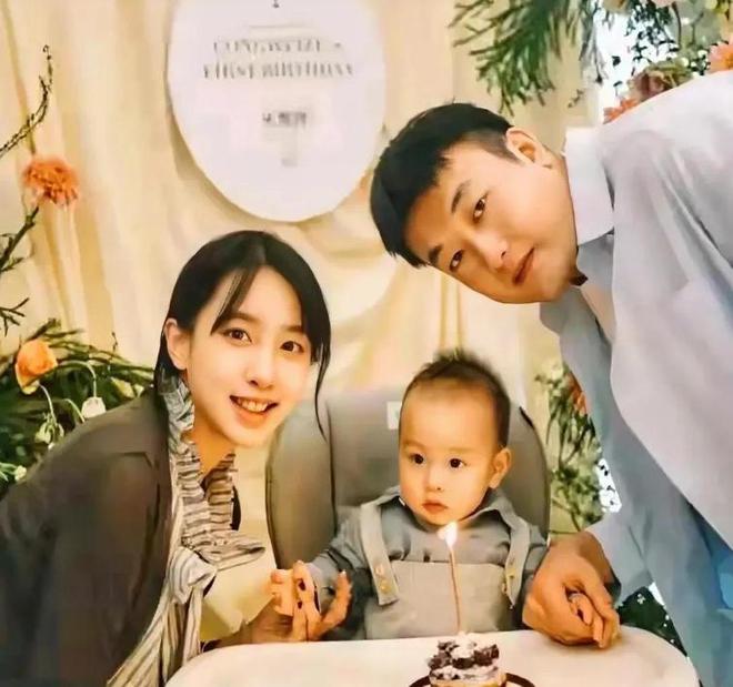 辽宁男篮锋线大将丛明晨因伤病无奈退役，球迷深感意外