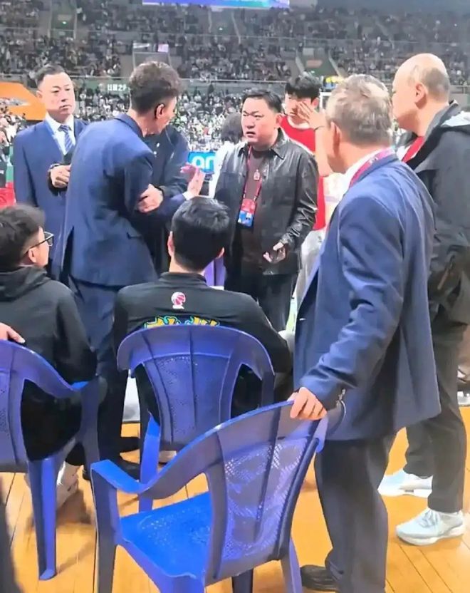 广东男篮休赛期外援动态：吉伦沃特NBL寻新东家，贝兹利加盟波多黎各联赛