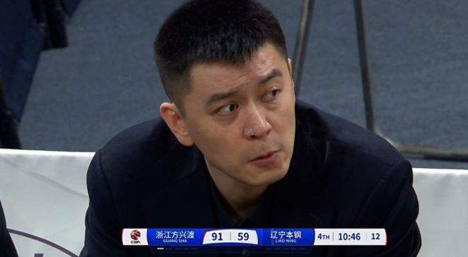 本赛季志在四连冠的辽宁男篮无缘总决赛，杨鸣遭球迷质疑