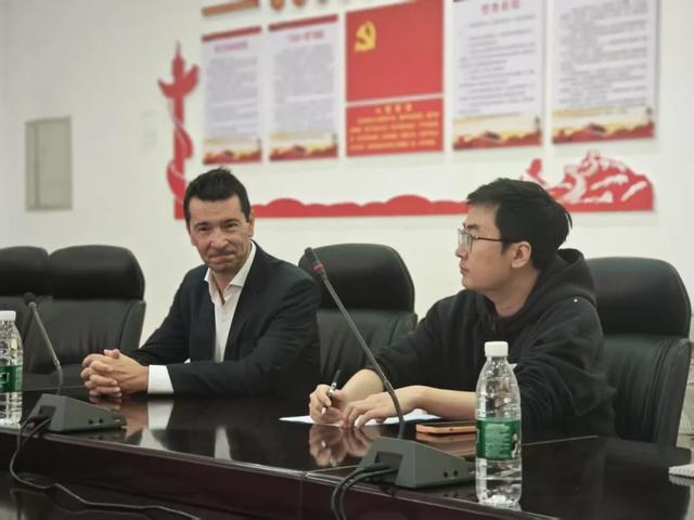 上任20天成功送走韩教练组，河南俱乐部新体育总监贝拉有点本事