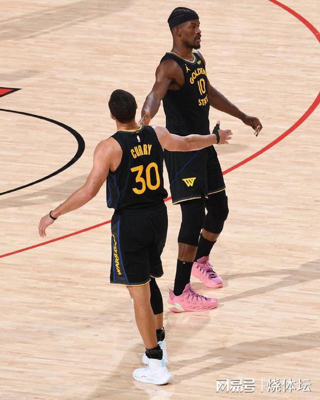 2024/25赛季NBA季后赛1/8决赛：勇士抢七胜火箭，八强全部出炉
