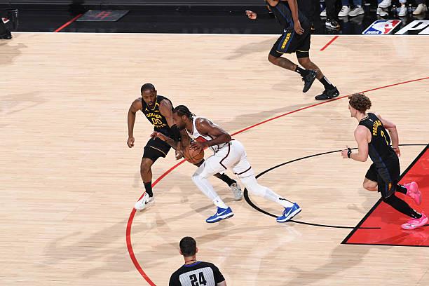 NBA 季后赛：金州勇士胜休斯顿火箭，塔里 - 伊森表现欠佳止步首轮
