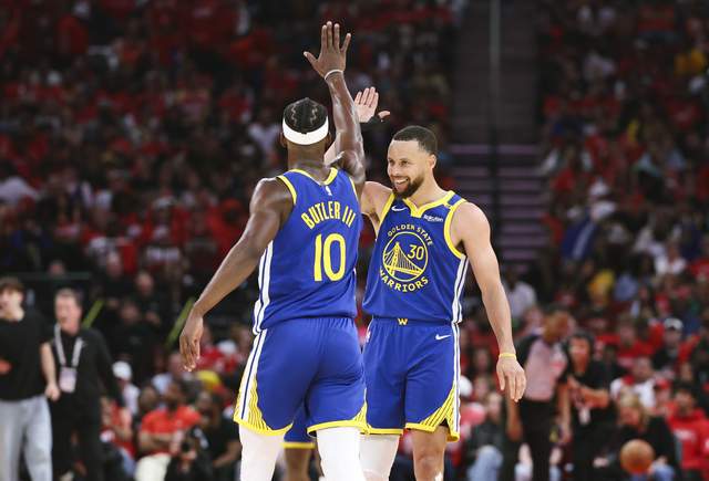 5月5日NBA季后赛首轮抢七：勇士胜火箭晋级，库里赞巴特勒是复兴源泉