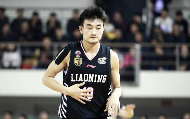 19-20赛季CBA揭幕战受伤，丛明晨10年效力辽宁后正式退役