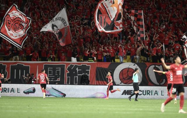 5月5日中超第11轮成都蓉城主场获胜，四连胜继续领跑积分榜