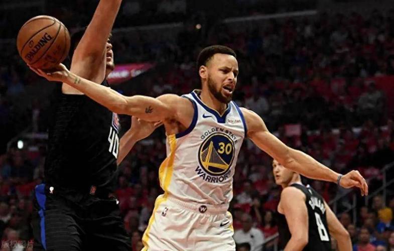 NBA季后赛：金州勇士胜休斯顿火箭，火箭首轮止步令人意外