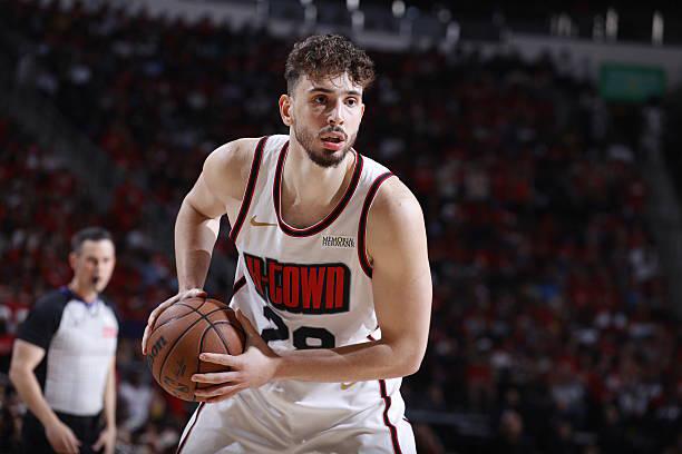 NBA季后赛：金州勇士胜休斯顿火箭，火箭首轮止步令人意外