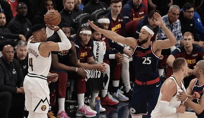 NBA 季后赛首轮：字母哥、爱德华兹、塔图姆表现令人印象深刻