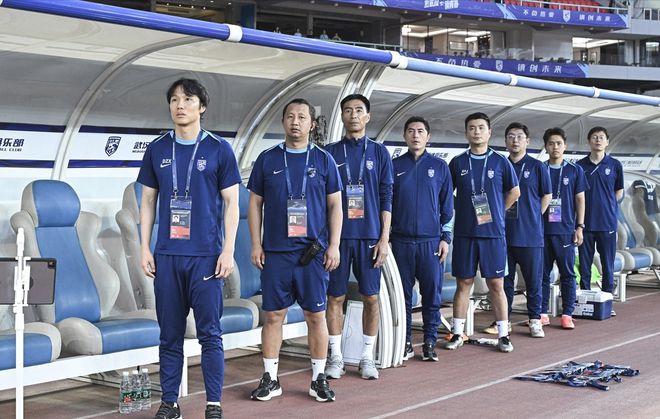 宋岳阿利米拉布亚德缺阵，大连英博对阵国安遭遇赛季首败