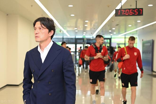 国内足球媒体报道确认：谢晖将从亚泰下课，球迷看法不一