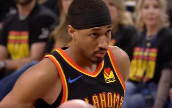 5月6日NBA季后赛西部半决赛首战，雷霆队119-121遭三分绝杀大逆转0-1落后