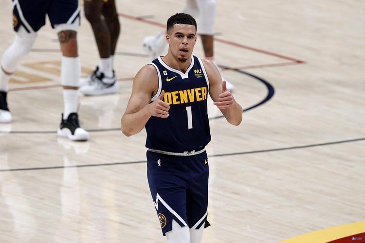 NBA 西部半决赛掘金胜雷霆获开门红，小迈克尔-波特表现低迷