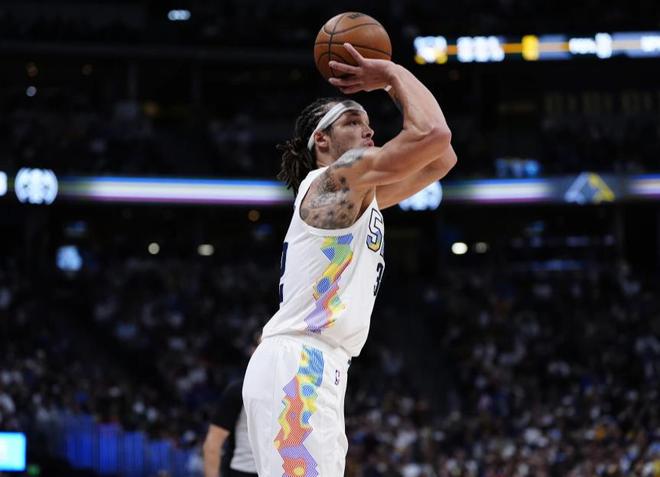 仅两天！NBA79年历史季后赛奇观诞生，骑士9分不敌步行者等赛事回顾