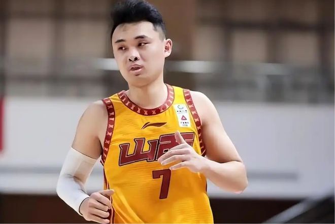 辽宁全运会阵容更新，原帅出战意义重大或助球队缓解进攻压力