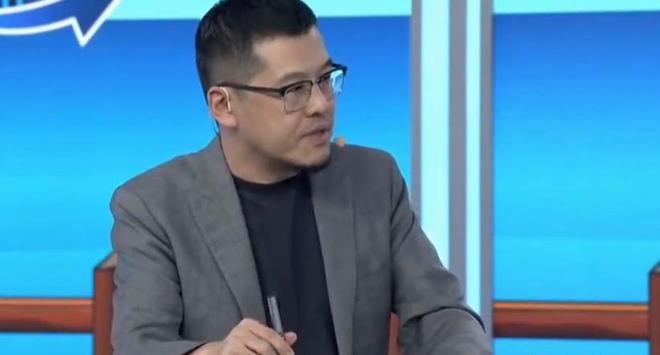NBA 半决赛激战，多队爆冷，湖人引援遇阻，名嘴解析现状