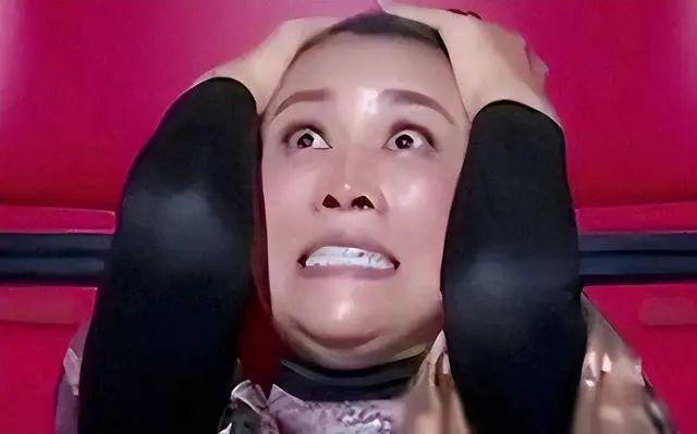 东部季后赛次轮G1：绿凯负尼克斯0-1落后，铂金表现成谜