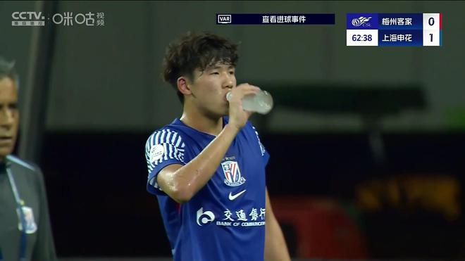 北京时间5月6日中超第11轮：上海申花客场3-1击败梅州客家重登榜首