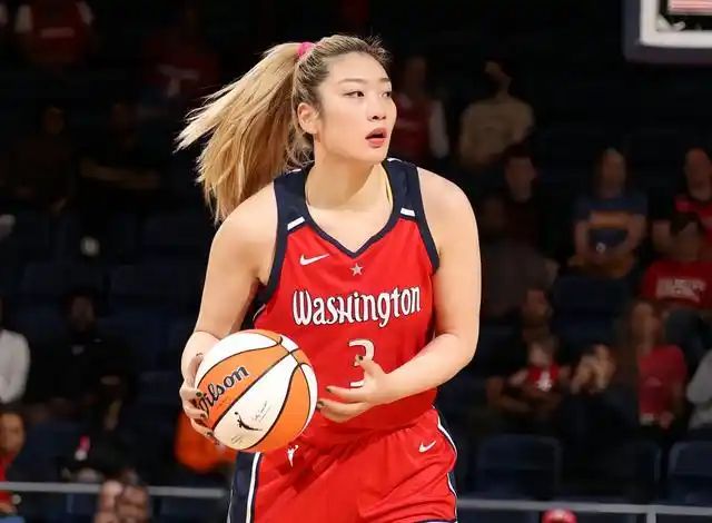 2022 年李梦女篮世界杯出色表现后，WCBA 四川队高薪引其回国