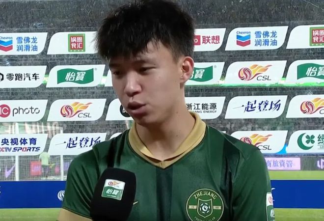 本赛季中超三分之一赛程，18岁王钰栋成单场梅开二度最年轻球员