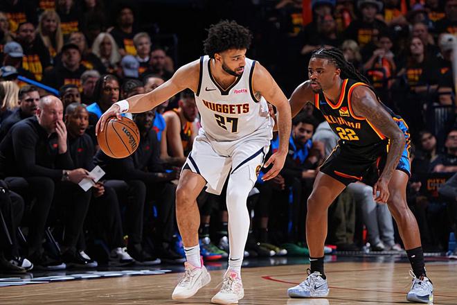 NBA西部半决赛：掘金阿隆-戈登三分绝杀，贾马尔-穆雷表现引关注