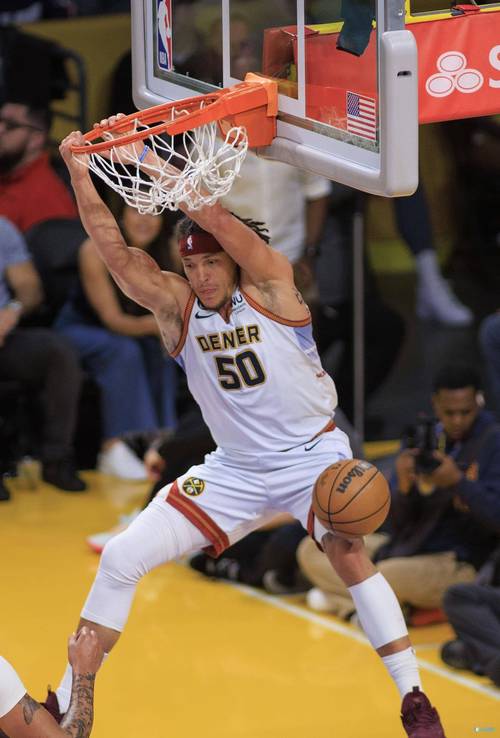 NBA西部半决赛：掘金阿隆-戈登三分绝杀，贾马尔-穆雷表现引关注
